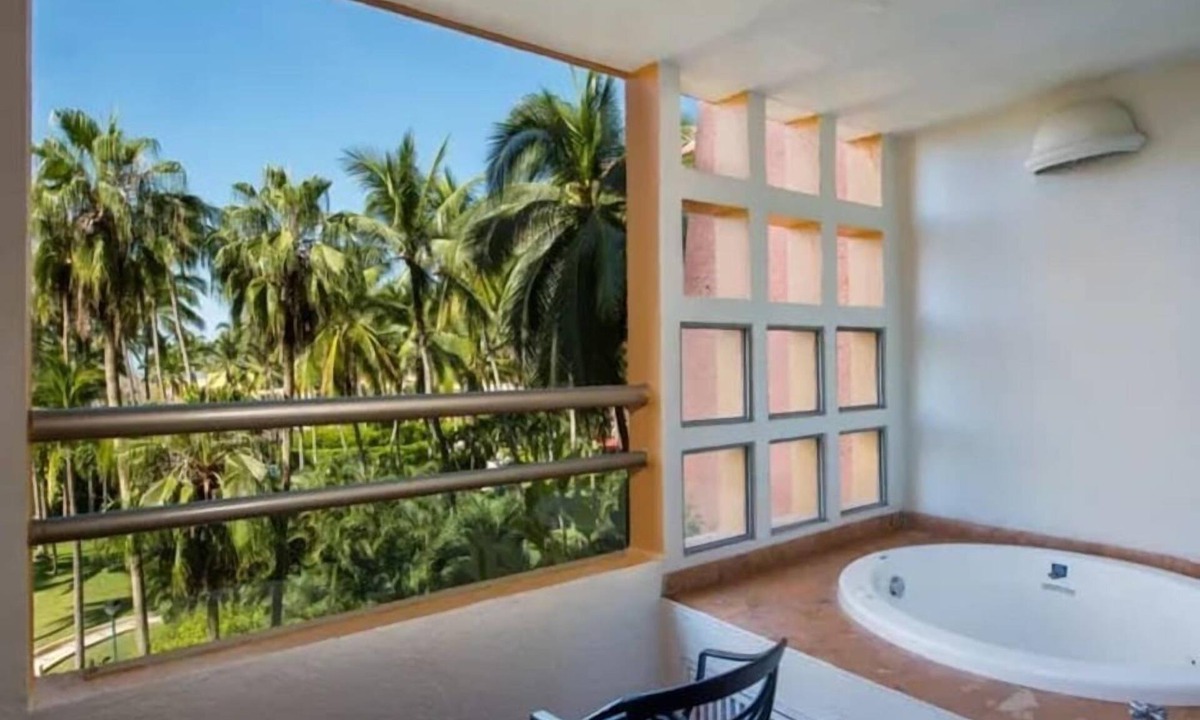 Marina Vallarta Condo | 1BR Condo with Scenic Balcony Near the Beach