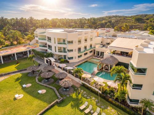 Playa Chachalacas Hotel | Artisan Playa Esmeralda Family Beach Hotel