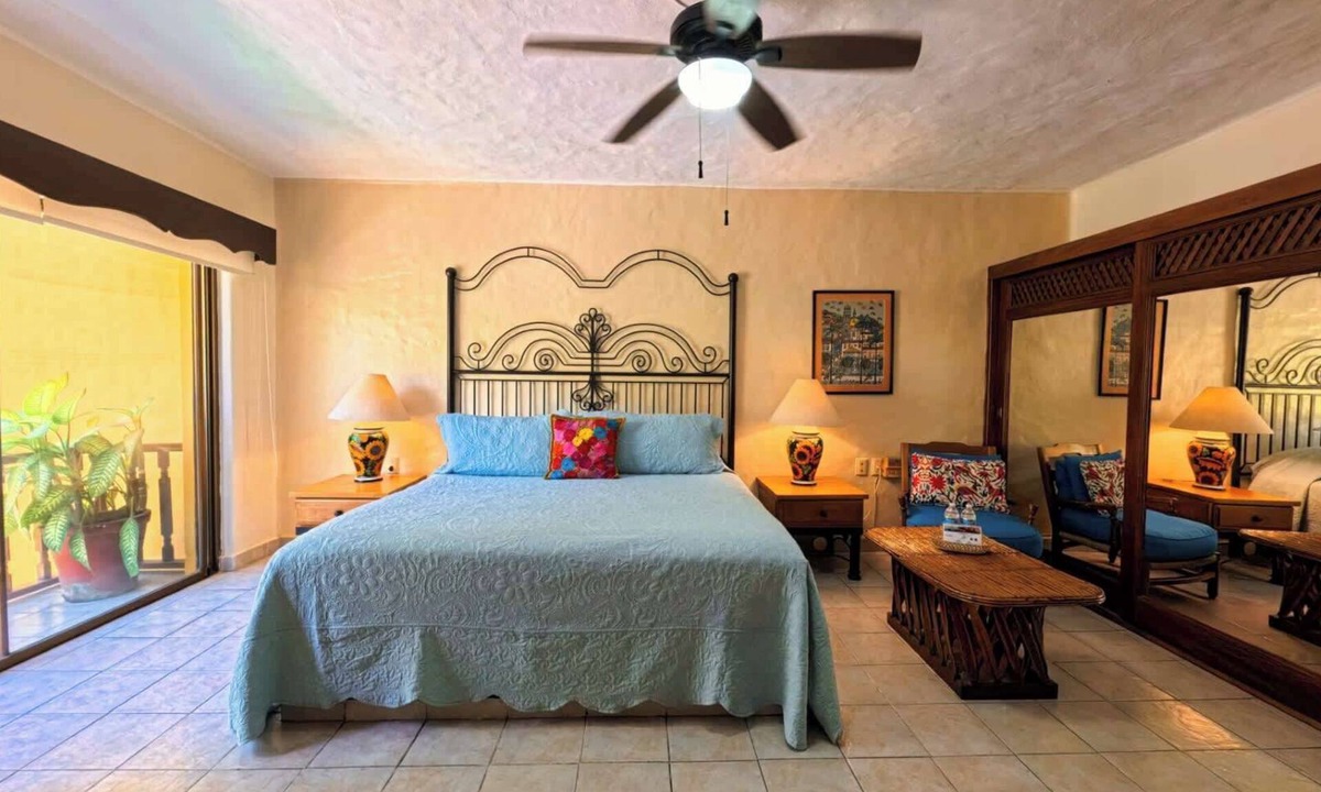 South Hotel Zone Condo | Beautiful Room in Los Tules, Pto Vta. 15-125 B