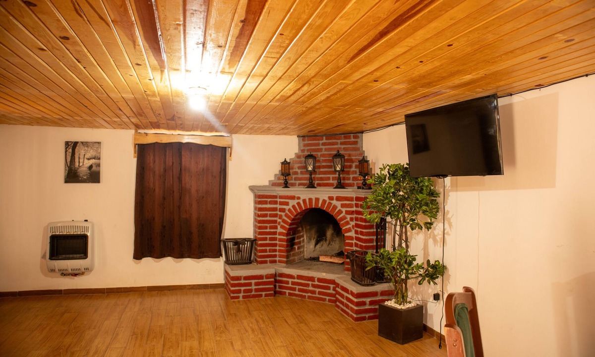 Creel Cabin | Cabaña de Chepina Fabulous 5-bedroom cabin in Creel Bocoyna perfect for groups