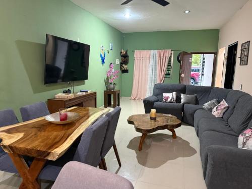 Candelaria House | Casa Emma