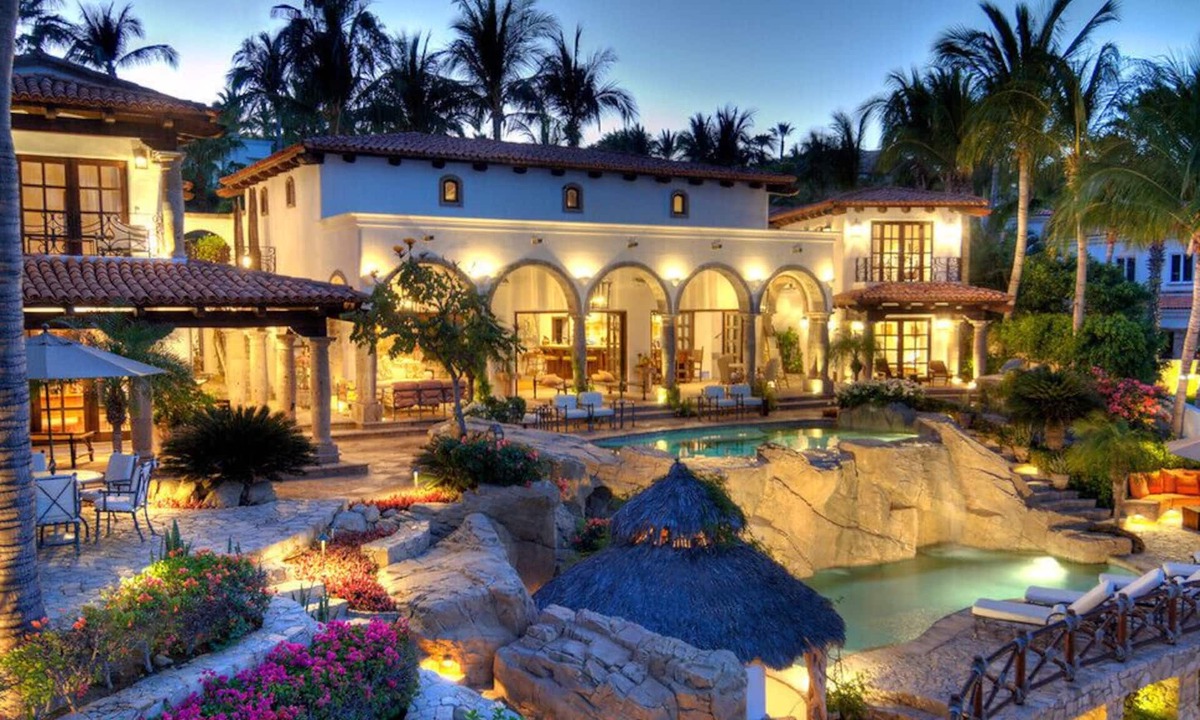 Palmilla Villa | CASA ENCANTO Palmilla Caleta Oceanfront Fully Staffed Chef Bartender Maid