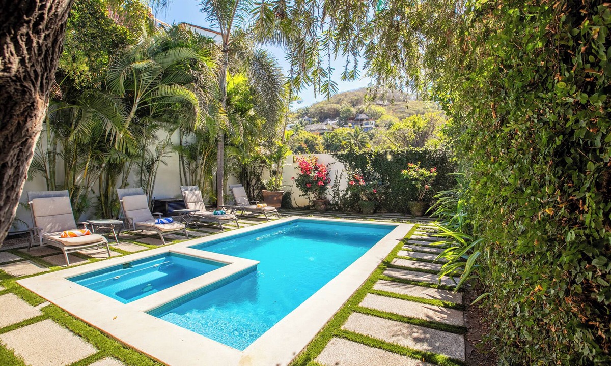 North End House | Casa Kiki - SUMMER SPECIAL - Award Winning - North End -Beach, Pool, Hot Tub