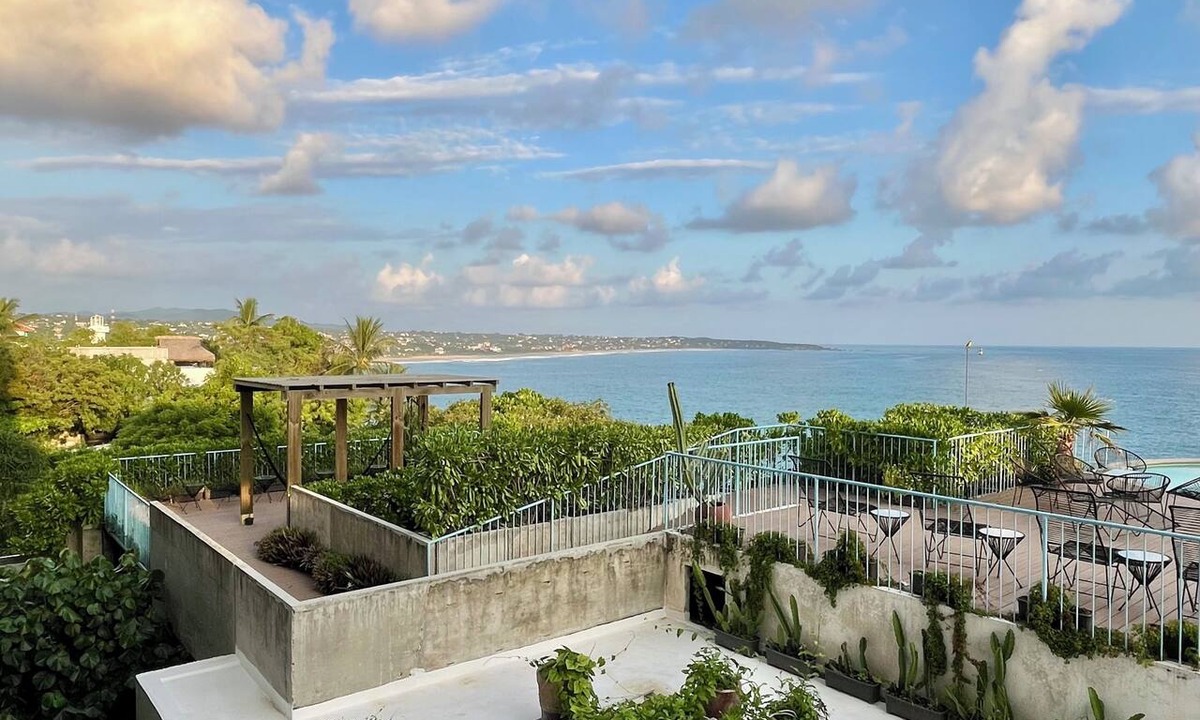 Barra de Colotepec Apartment | Casa Mamita | Spectacular ocean view | Terrace with private hot tub and pool