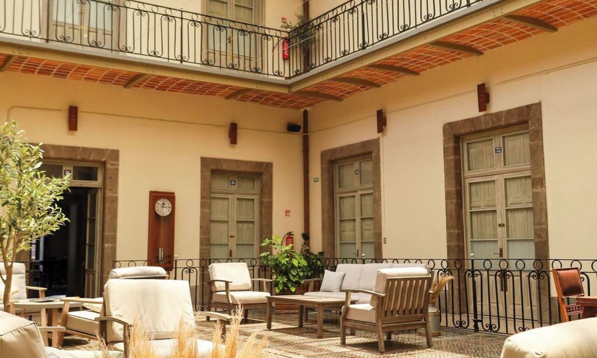 Downtown Mexico City Apartment | CASA SAUTO 12 Historic 1 BR with balconies and Rooftop next to Zocalo
