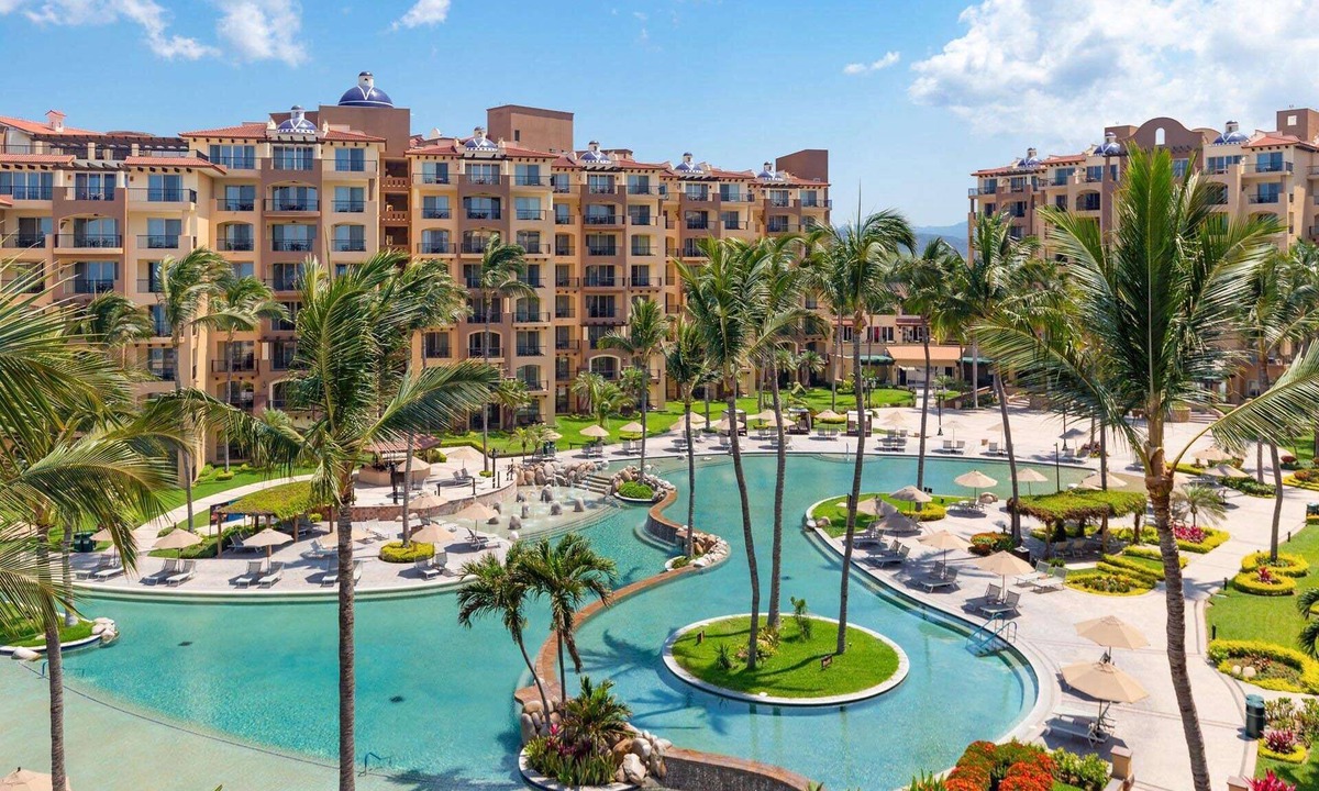 Bucerias Resort | Christmas 2025 Vallarta MX. 2 bedroom ocean front villa, All-inclusive available