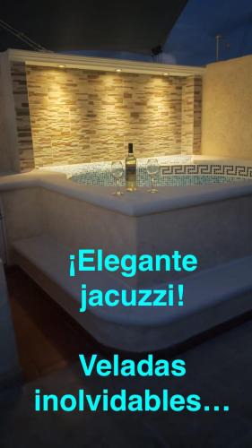 Puente del Mar Apartment | DEPA 100 POR CIENTO FAMILIAR ACAPULCO CERCA DEL MAR CON ROFF GARDEN y JACUZZI