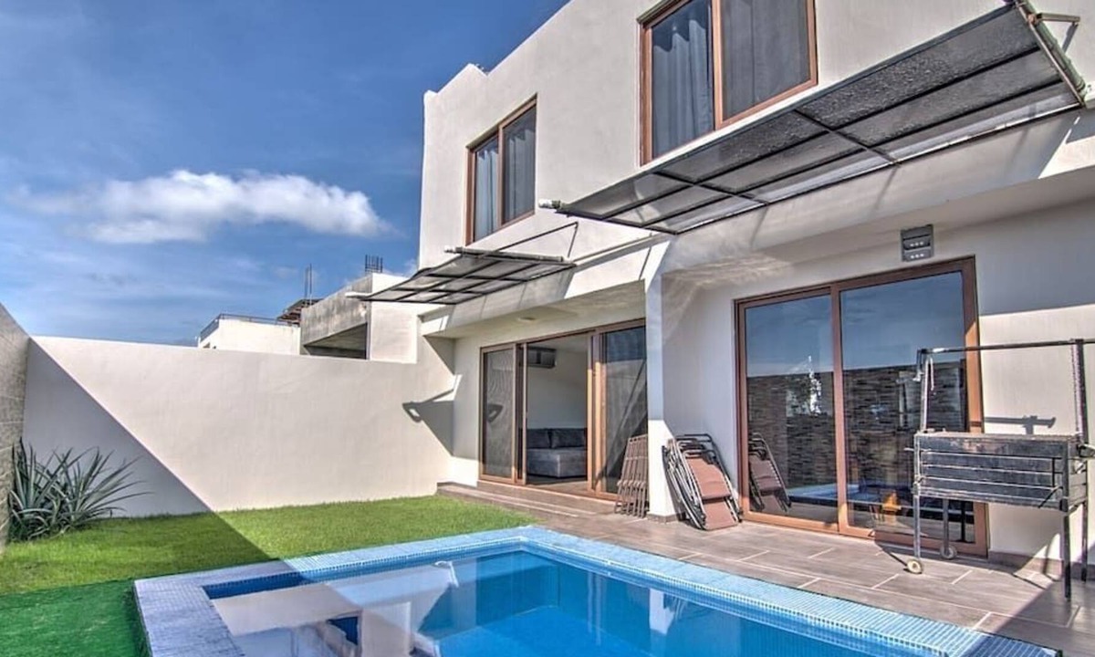 La Cruz de Huanacaxtle House | Family Villa: Private Pool, Oceanviews, Beach Club