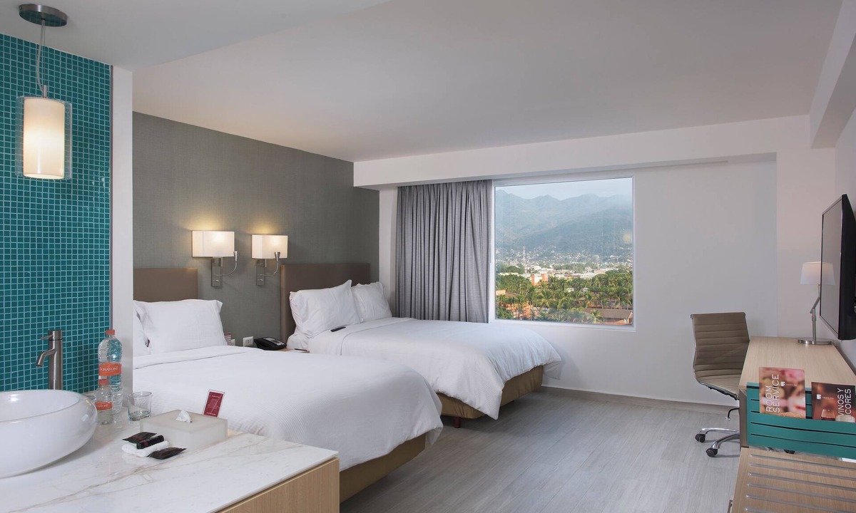 South Hotel Zone Hotel | Fiesta Inn Puerto Vallarta Isla