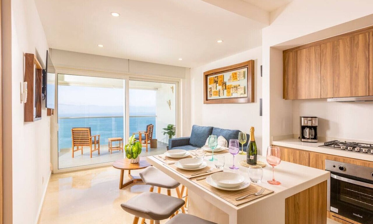 Las Glorias Apartment | Harbor NT2505 by Moikkarentals