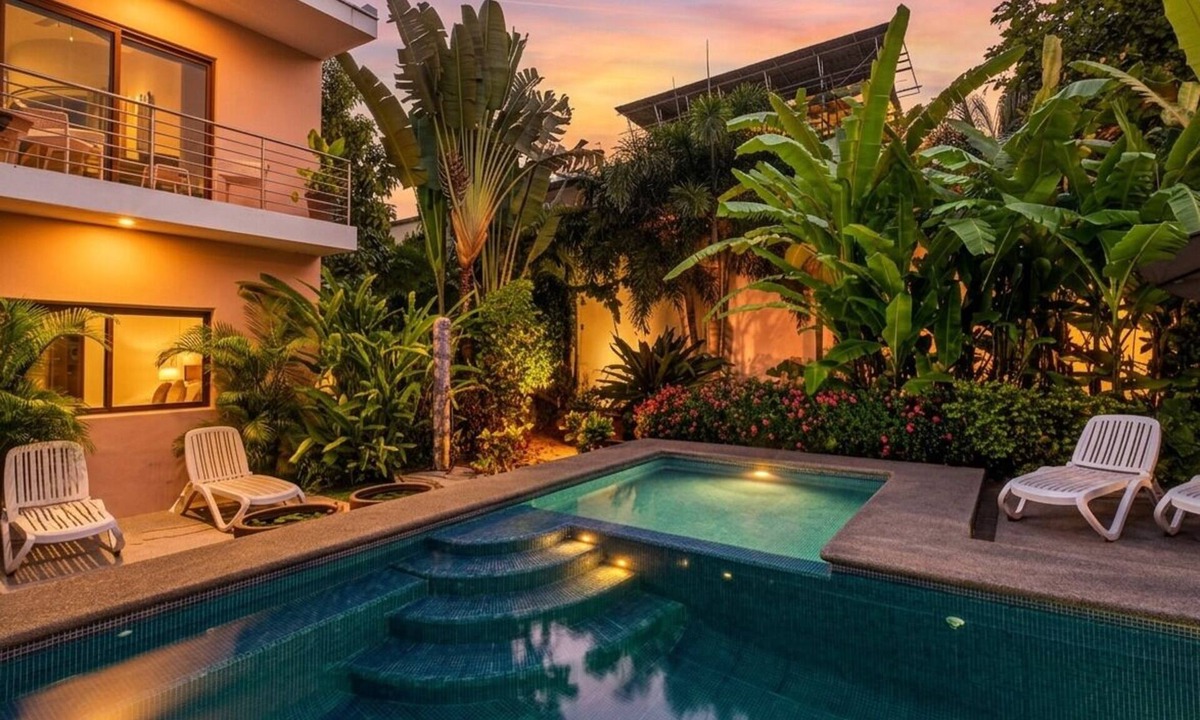 Lo de Marcos Apartment | Hidden Garden Oasis - Ground Floor + Pool