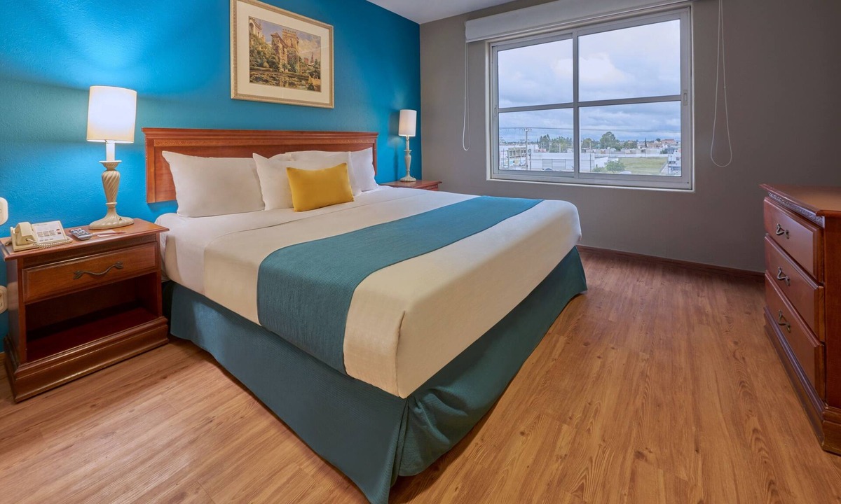 San Luis Potosi Hotel | Hotel Sierra by HP Hotels