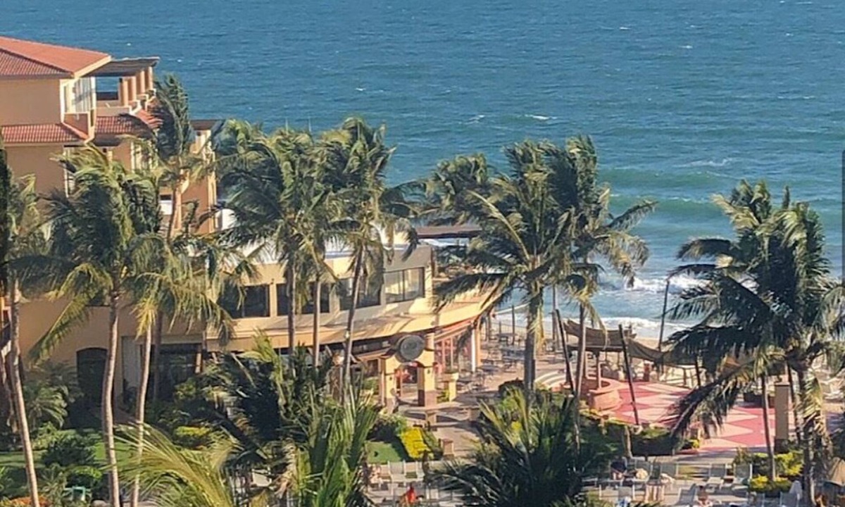 Flamingos Resort | Jan 15–22 Prime Winter Week beach vacation at Villa Del Palmar Flamingos