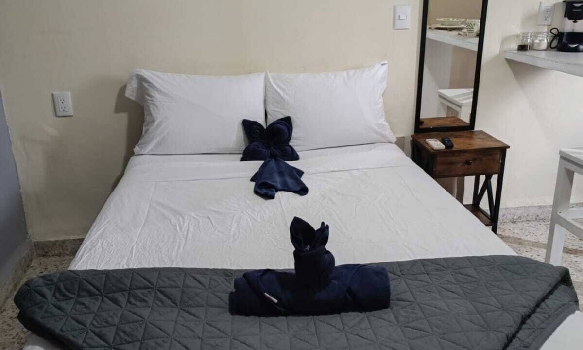 Cordoba Apartment | Loft 104 Cordoba Downtown Parking