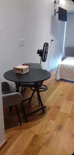 Roma Norte Apartment | Mexico City loft in the heart of Roma Norte steps away from Cibeles