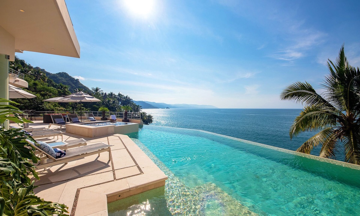 Conchas Chinas Villa | Modern and upscale Villa , amazing views , come to live your vacation dream