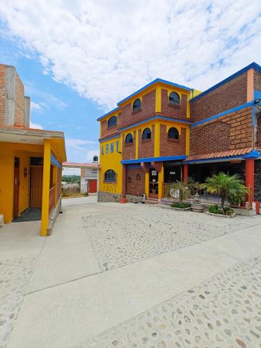 Tepotzotlan Hotel | Posada Arny