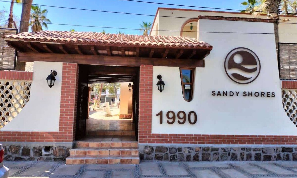 La Paz House | SS 6 (6A y 6B) Cabaña rustica frente al malecón de La Paz