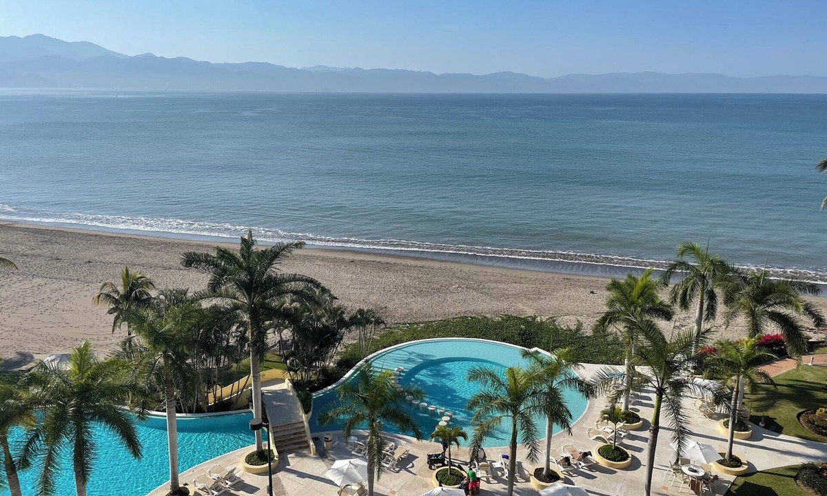 Marina Vallarta Condo | Stunning ocean & pool view 3 bed., 3 bath condo in beautiful Marina Vallarta.