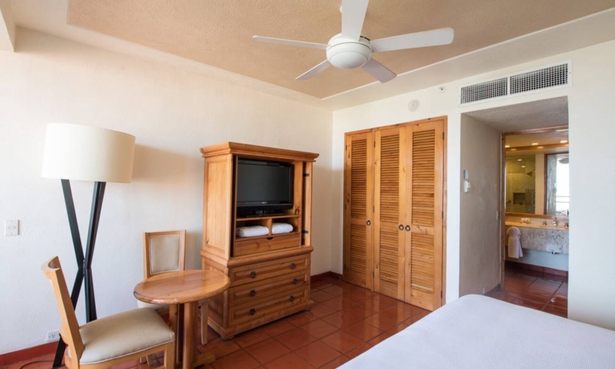 Marina Vallarta Hotel | The Perfect Puerto Vallarta Getaway – Studio Awaits