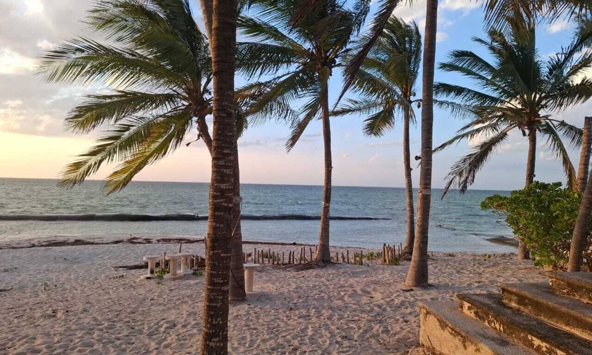 Chicxulub Puerto House | Unique Seaside Retreat - with Chef & Staff