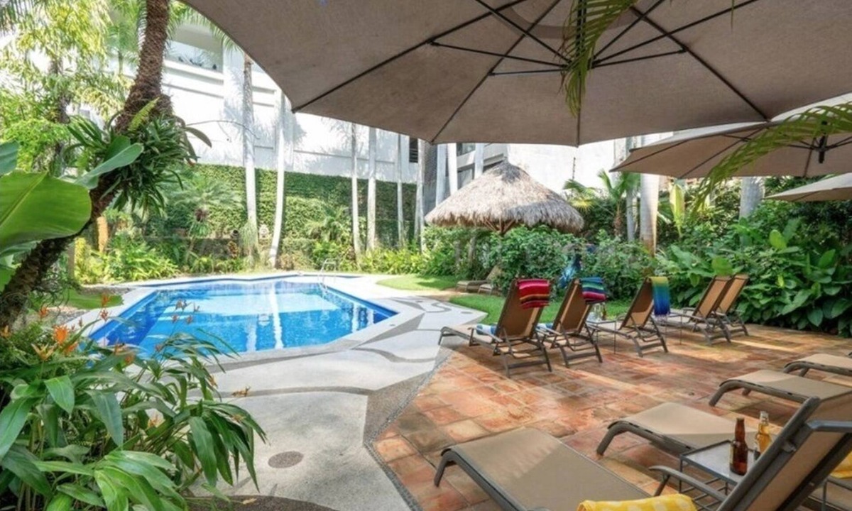 Romantic Zone Condo | Very Large 2-bdr, 2.5 bath, and Office Condo in PV Zona Romantica, SPECIAL DEAL!