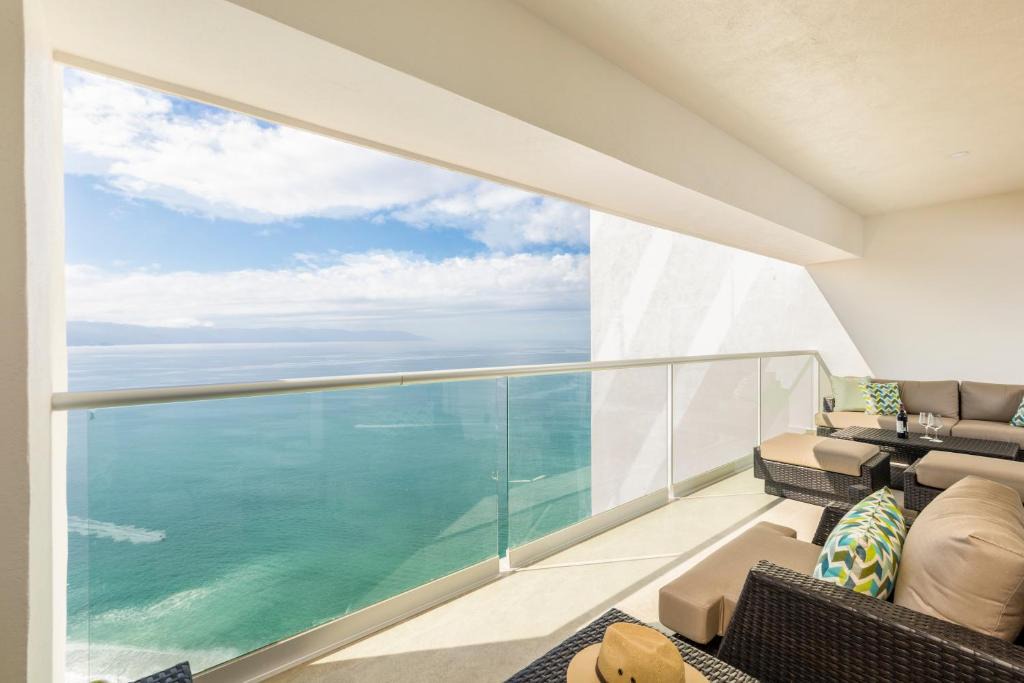 Las Glorias Apartment | Wake Up to Paradise – Stunning 2BR Condo Right on the Beach
