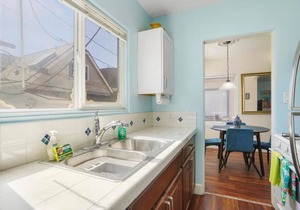 Ben's Beach Bungalow 5, cheery Mission Beach 1BR! in San Diego