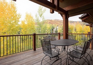 EL5305 | Top Floor with Mountain Views | Air Chilling | 10 Hot Tubs | 4 Pools in Steamboat Springs