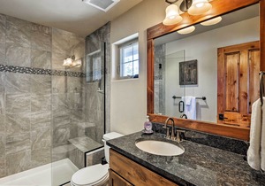 Evolve | Winter Park Condo w/ Hot Tub & Mtn Views! in Winter Park