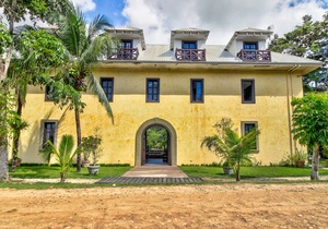 Riverfront Retreat with Balcony, WiFi, Partial AC, Shared Pool in San Ignacio