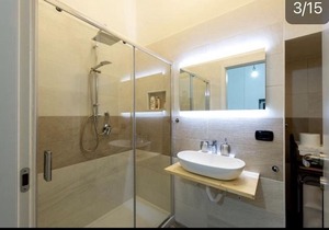 Studios Toledo 355 in Naples
