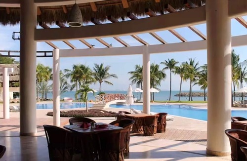 La Puntilla Villa | 4-bedroom villa with Private pool, Beach club and AC