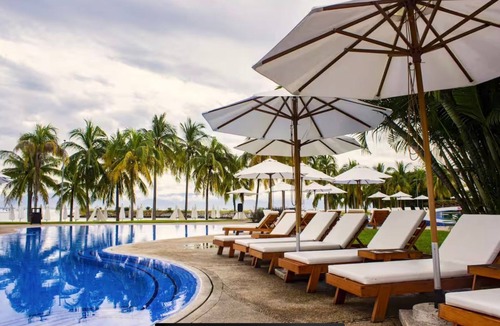 La Puntilla Villa | 4-bedroom villa with Private pool, Beach club and AC