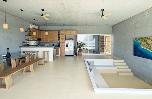 Barra de Colotepec Villa | 7BR Beachfront Villa from September · Sleeps 16 · Puertecito