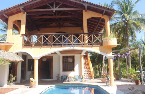 Barra de Colotepec House | Affordable Beachfront/Garden Paradise