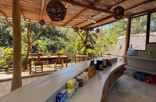 Mazunte Apartment | Air-Conditioned Room in a Natural Setting