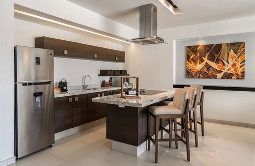 Nuevo Vallarta Resort | All- Inclusive Christmas Getaway at Marival Distinct – 2BR Premier Swim-Up Suite