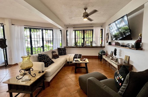Amapas Villa | Amazing 5 bedroom/6 bath Villa Zona Romantica steps to the beach and nightlife!