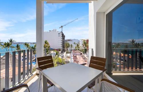 Bucerias Apartment | Apartamento 301, Casa Las Palmas