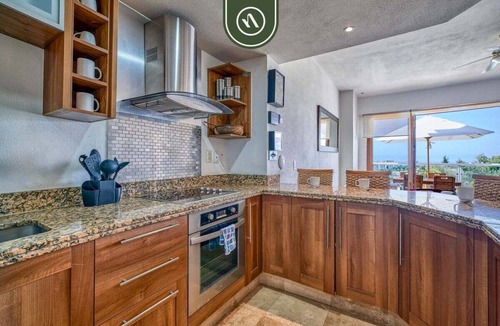 La Cruz de Huanacaxtle Condo | B Nayar-Taib 402 | 3BR/3BA Nuevo Vallarta, pool, hot tub