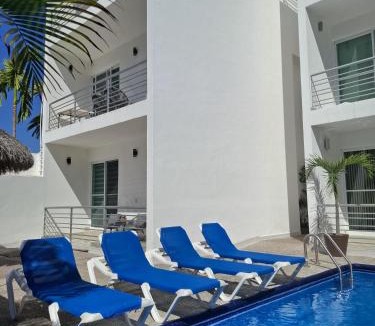 Rincon de Guayabitos Apartment | B3 Condo con terraza privada y jacuzzi a metros de la playa