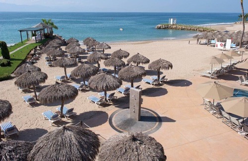 South Hotel Zone Resort | Beach front Puerto Vallarta