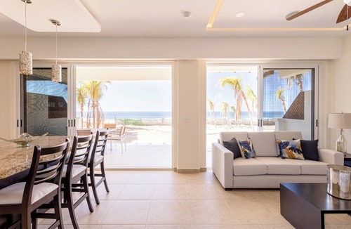 Puerto Escondido Apartment | Beachfront Condo in Peaceful Puerto Escondido at Vivo Resort