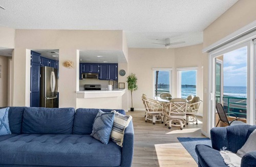 Townsite Condo | Beachfront Luxury 2BR with Ocean-View Balconies & Spectacular Sunsets
