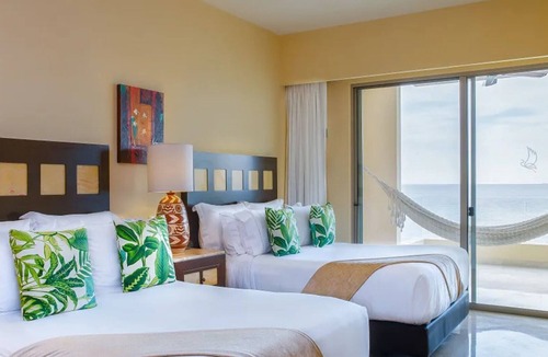 South Shore Hotel Area Resort | Beachfront PV Studio ✩ Hammock ✩ Terrace Views