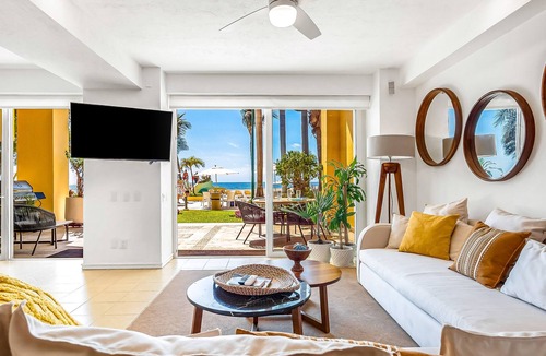 Marina Vallarta Villa | Beachfront villa with bay views, massive pool, tennis, gym, & private patio