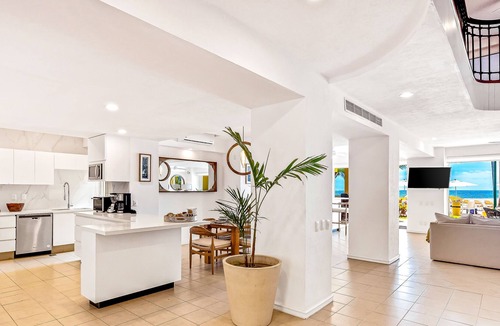 Marina Vallarta Villa | Beachfront villa with bay views, massive pool, tennis, gym, & private patio