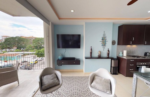 Emiliano Zapata Condo | Beautiful condo one block to the beach! 1BD Condo for rent in Old Town, Puerto v