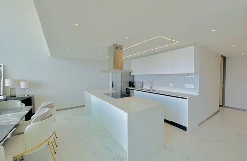Flamingos Apartment | Beautiful Penthouse 5BR/12 People